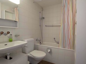 Unclassified image, 4 of 11, button - Studio Selva Appartement/Fewo, Dusche, WC, 1 Schlafraum 1-Zimmerwohnung by Interhome (Adelboden)