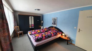 Internet - Blüemlisalpblick Appartement/Fewo, Dusche und Badewanne, Balkon 6-Bett Wohnung by Interhome (Kandersteg)