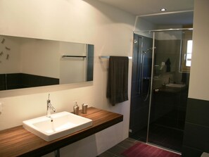 Unclassified image, 5 of 18, button - Mühleport 1 Appartement/Fewo, Dusche, WC, 2 Schlafräume 3.5-Zimmerwohnung by Interhome (Adelboden)