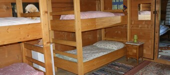 Heuzündli Ferienhaus, Dusche, WC, 3 Schlafräume 4-Zimmer-Ferienhaus by Interhome