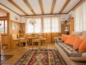 Living area - Chalet Zwirbeli Appartement/Fewo, Dusche, WC, 1 Schlafraum 2-Zimmerwohnung by Interhome (Adelboden)