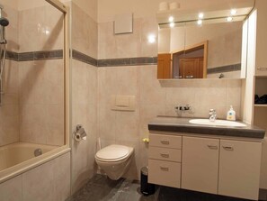Unclassified image, 5 of 15, button - Loft Erlebnis Adelboden Appartement/Fewo, Dusche, WC, 2 Schlafräume by Interhome (Adelboden)