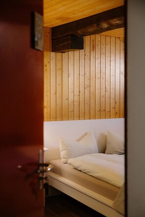 Unclassified image, 5 of 30, button - Berghotel Engstligenalp Doppelzimmer, Etagendusche/Etagen-WC, Standard by Interhome (Adelboden)