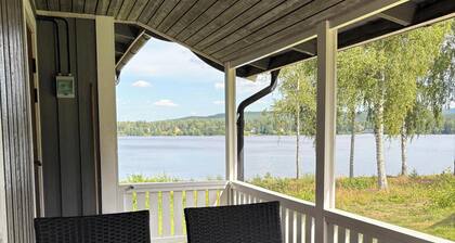 Lakeside Cottages