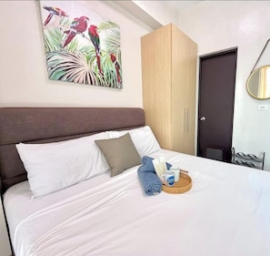 Shared Dormitory, 1 Bedroom, Accessible, Smoking | 1 bilik tidur 