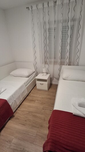 Room - Kuća za odmor Dinko, Sučići 4, Mirlović Zagora (Mirlović Zagora)