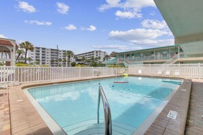 Unclassified image, 2 of 28, button - Beachfront 1-BR Condo in North Redington Beach! (North Redington Beach)