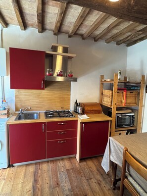 Private kitchen - Orvieto Country House - La Dimora di Joseph - LT36580 - Authentic Orvieto Stone Retreat (Orvieto)