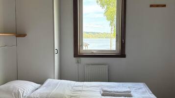Cottage, patio, vue lac | Bureau, Wi-Fi gratuit