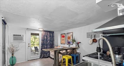 Double Waterfront Estate; 12 Beds, Kayaks, Firepit
