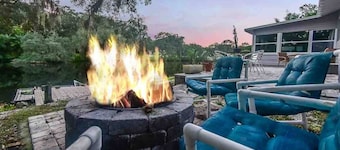 Double Waterfront Estate; 12 Beds, Kayaks, Firepit