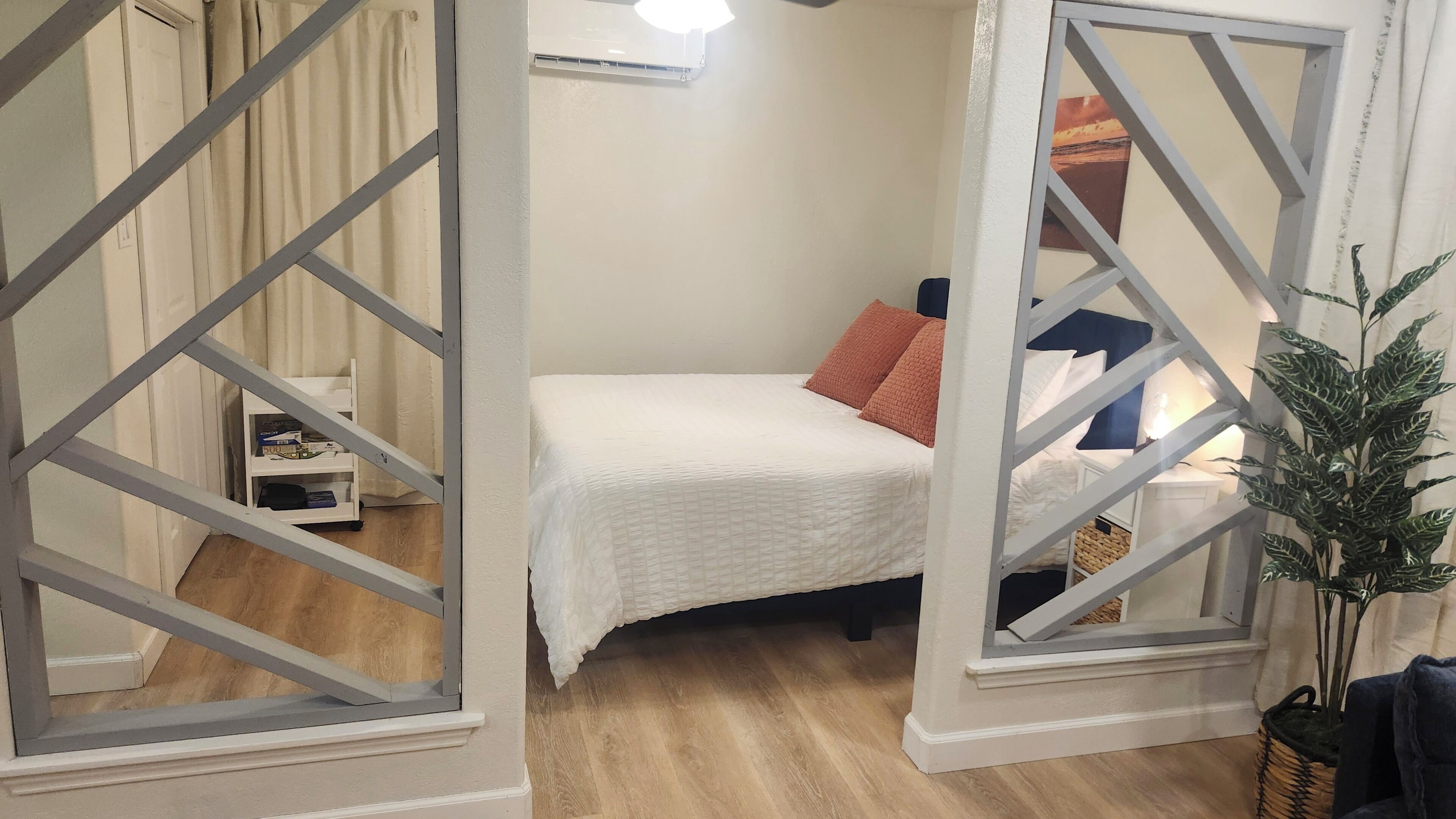1 dormitorio, tabla de planchar con plancha, wifi gratis y ropa de cama