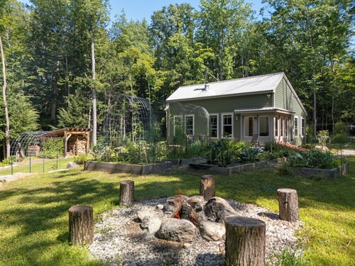 Saco Riverfront Retreat in the Woods