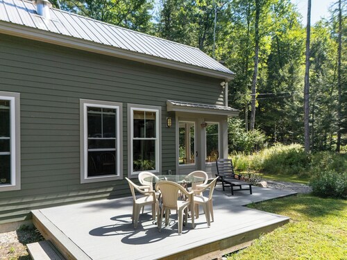Saco Riverfront Retreat in the Woods