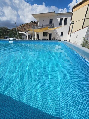 Pool - ISOLARENTALCAR APARTMENT: APARTMENTS IN A VILLA WITH A SWIMMING POOL (Capaci)