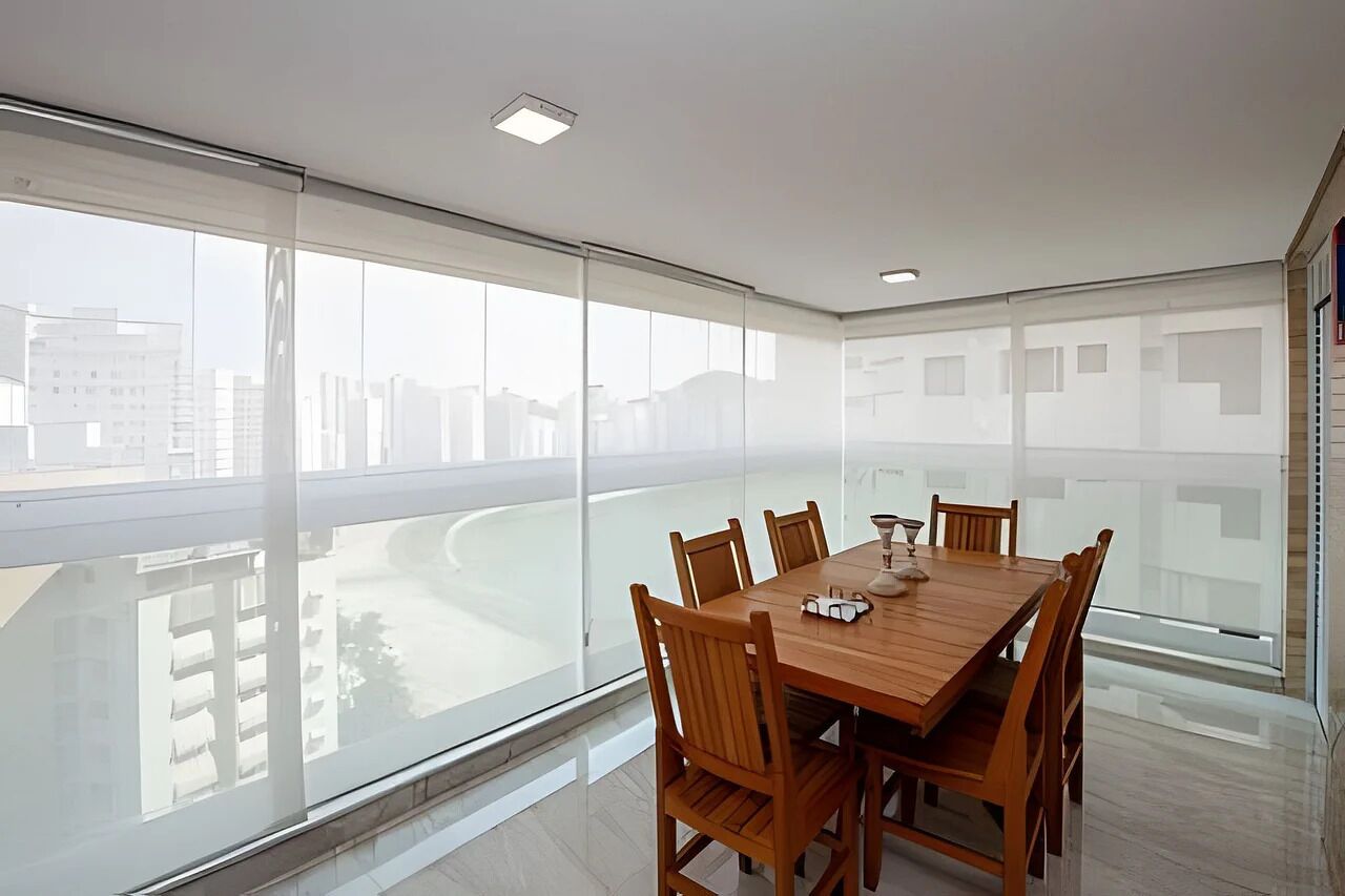 Deluxe Apartment, Beach View | Dining