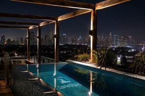 Pool - Panoramic City View, Stunning 3BR Pool & Gym & Parking (South Yarra)