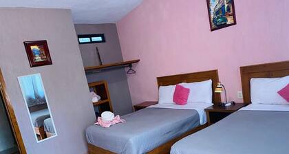 Hotel Tres Flores