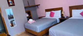 Hotel Tres Flores