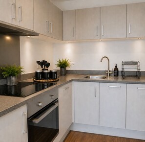 Private kitchen - The Cosy City Sanctuary: 2-bedroom apartment in Birmingham perfect for your stay (Birmingham)