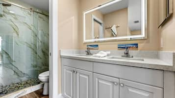 Villa, Pets Allowed, Beach View | Bathroom