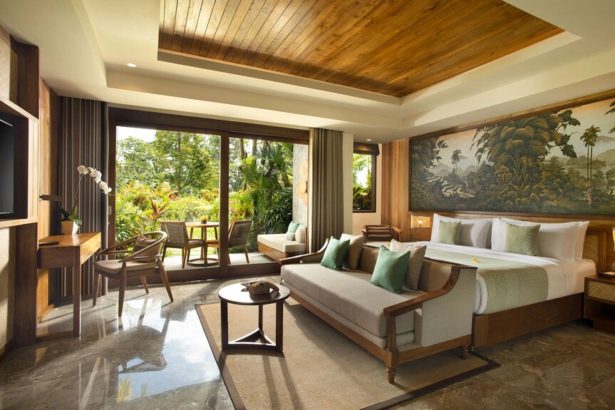 Spacious Ubud Suite With Rice Field Views, Soaking Tub & Private Terrace - Ubud
