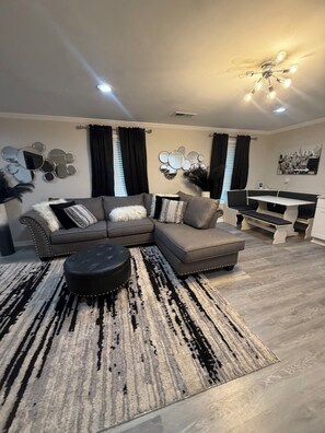 Unclassified image, 5 of 13, button - Cozy 1-bedroom apartment in delightful Jonesboro with AC (Jonesboro)