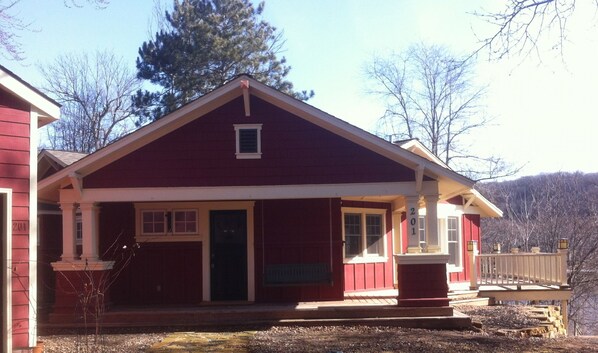 Exterior - Charming river house in historic Marine on Saint Croix- 2 bedrooms, 3 bathrooms (Marine on Saint Croix)