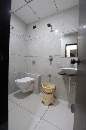 Unclassified image, 4 of 24, button - Hotel Bansi palace (Dwarka-Gujarat)