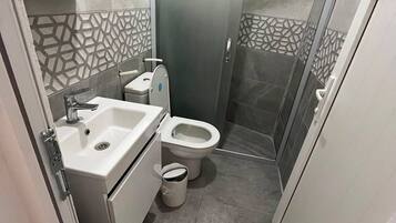 Economy Apartment, Balcony, Mountain View | Bathroom | Shower