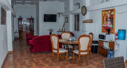 Charming hotel in pleasant Cap-Hatien with cool AC comfort 8 hours per night
