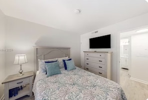 Unclassified image, 3 of 25, button - Cozy 1-bedroom condo near Hilton Head Island airport at Port Royal Sound (Hilton Head Island)