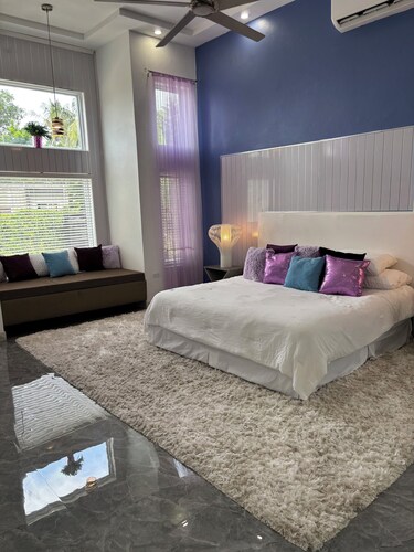 Villa Near Negril | 5BR Private Pool & Spa | Caribbean Family & Group Retreat