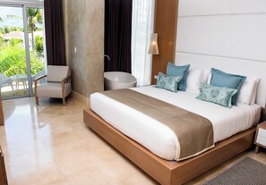 Room - 4BR Penthouse, Ocean & Mountain Views — All-Inclusive Resort, Puerto Plata (Puerto Plata)