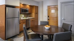 Private kitchen - Sheraton Mountain Vista 1 BR (Avon)