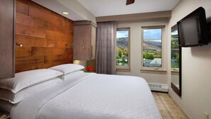 In-room safe, blackout curtains, iron/ironing board, free WiFi - Sheraton Mountain Vista 1 BR (Avon)