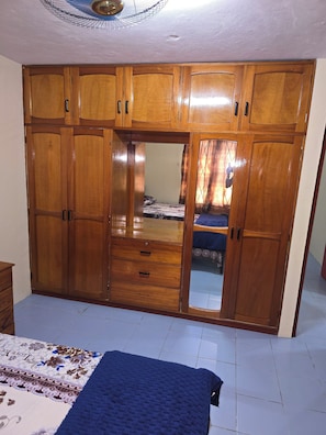 Deluxe Apartment, Balcony | Iron/ironing board, WiFi (free) - Sunny Homestay in Nasinu (Nasinu)