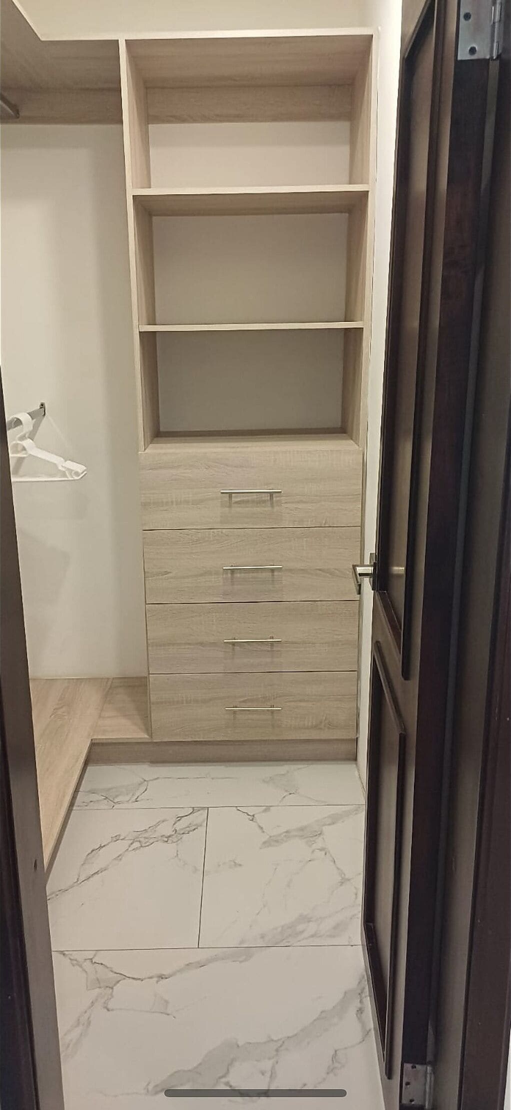 Apartamento ejecutivo, vistas a la montaña | Interior