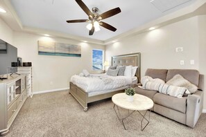 Unclassified image, 4 of 10, button - Large Master Room|City View|Bath Tub|Near Strip (Las Vegas)