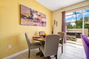 Unclassified image, 5 of 17, button - 3BR/3BA Resort Townhome, 3 Ensuite Baths, Mins to Parks, Mins to Hospitals (Kissimmee)