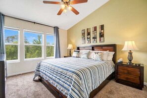 Unclassified image, 4 of 17, button - 3BR/3BA Resort Townhome, 3 Ensuite Baths, Mins to Parks, Mins to Hospitals (Kissimmee)