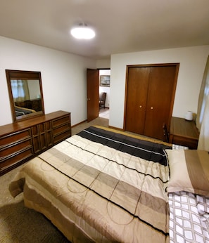 Unclassified image, 3 of 21, button - Cozy 1-bedroom apartment in peaceful Boscobel with AC (Boscobel)