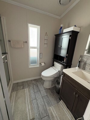 Bathroom - Immaculate waterfront home on Nettles Island Jensen Beach FL,  Beach Access (Jensen Beach)