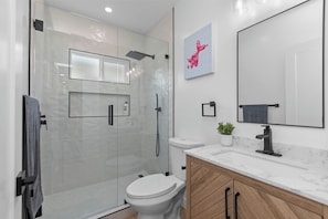Shower, towels - Modern San Diego Home, Sleeps 8 w/ Parking (San Diego)