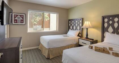Christmas in Leavenworth with all the Lights and Festivities - 2 Bed/2Bath Condo
