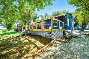 Exterior - Lakefront Blue Dream Home with Deck (Little Elm)