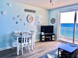 Dining - 2 Bedroom Waterfront Condo with 25ft Balcony Overlooking the Gulf of Mexico (Panama City Beach)
