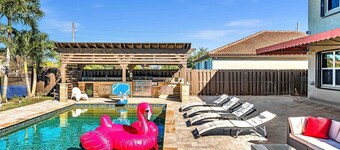 Serene Lakeview Home w/ Pool, Spa & Outdoor BBQ
