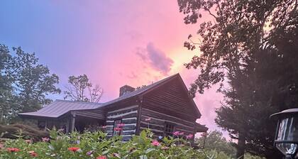 Cabin with view of Old Rag Mt Pick your own flowers, Shenandoah White Oak Canyon