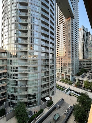 Exterior - The Imperial Waterfront Escape (Toronto)